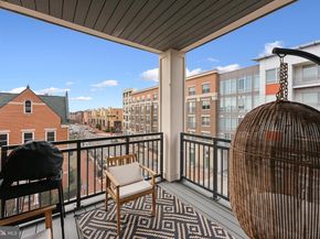 701 Swann Avenue 402, Alexandria VA 22301