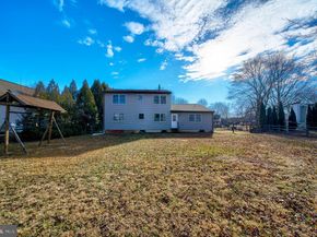 2166 Wayne Drive, Jamison PA 18929