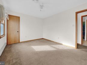 2166 Wayne Drive, Jamison PA 18929