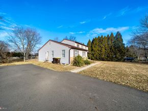 2166 Wayne Drive, Jamison PA 18929