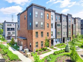 12921 Sunrise Ridge Alley 69, Herndon VA 20171