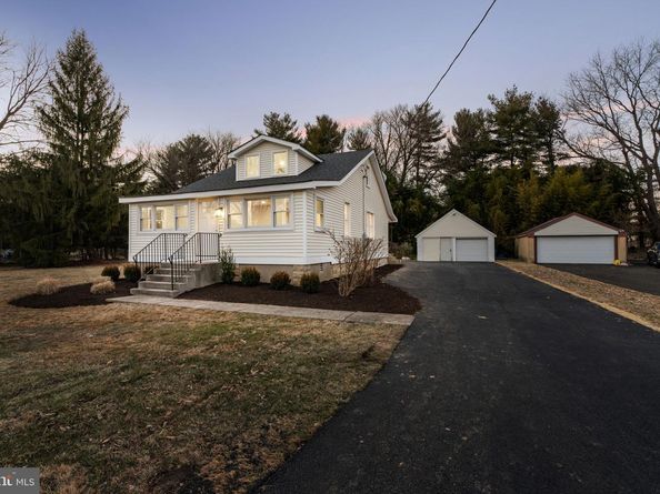 414 Hallowell Avenue, Horsham PA 19044