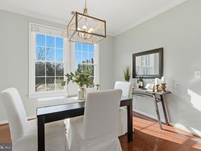 2465 Army Navy Drive 1211, Arlington VA 22206