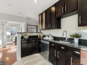 2465 Army Navy Drive 1211, Arlington VA 22206