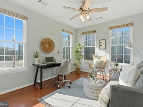 2465 Army Navy Drive 1211, Arlington VA 22206