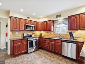 14 Villa Drive, Ambler PA 19002