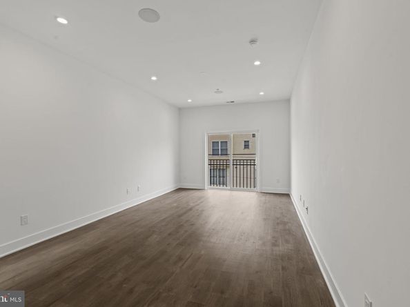 1244 S 20TH Street 2, Philadelphia PA 19146