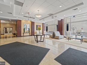 1020 N Highland Street 221, Arlington VA 22201