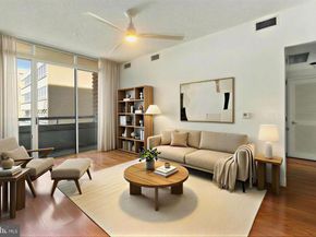 1020 N Highland Street 221, Arlington VA 22201