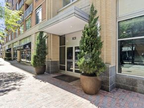 1020 N Highland Street 221, Arlington VA 22201