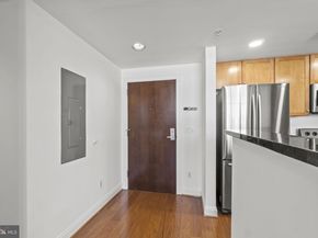 1020 N Highland Street 221, Arlington VA 22201