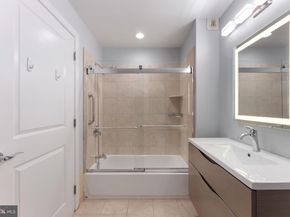 901 N Penn Street F407, Philadelphia PA 19123