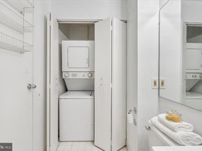 315 New Street 111, Philadelphia PA 19106