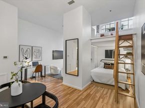 315 New Street 111, Philadelphia PA 19106