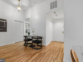 315 New Street 111, Philadelphia PA 19106