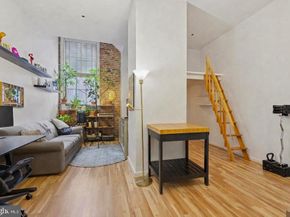 315 New Street 111, Philadelphia PA 19106