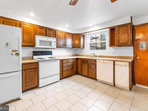 809 Mcclellan Street, Philadelphia PA 19148