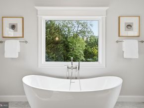 439 Lewis Street NW, Vienna VA 22180