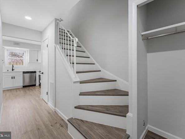 920 Windsor Court, Sterling VA 20164