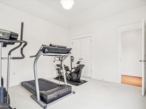 2500 12TH Street N, Arlington VA 22201