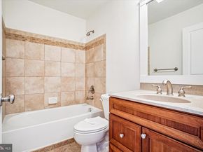 2500 12TH Street N, Arlington VA 22201