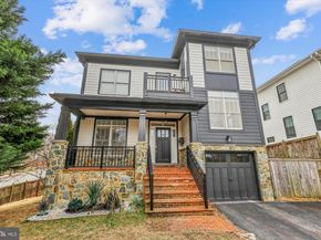 2500 12TH Street N, Arlington VA 22201