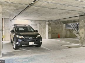 635 Slaters Lane G01, Alexandria VA 22314