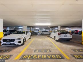 3309 Wyndham Circle 2186, Alexandria VA 22302