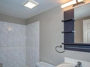 31 Canterbury Square 301, Alexandria VA 22304