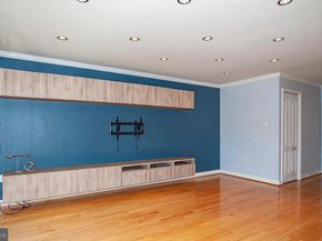 31 Canterbury Square 301, Alexandria VA 22304