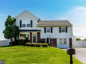 225 Arundel Avenue, Horsham PA 19044