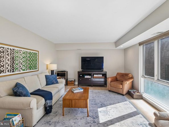 130 Spruce Street 23B, Philadelphia PA 19106