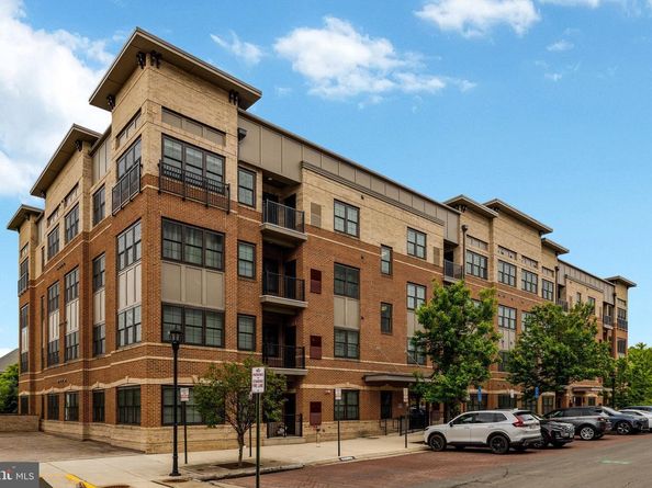 2907 Bleeker Street 3206, Fairfax VA 22031
