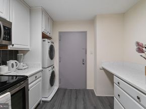 1800 Old Meadow Road 903, Mclean VA 22102