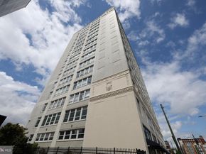 1100 Vine Street 1105, Philadelphia PA 19107