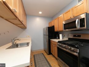 1100 Vine Street 1105, Philadelphia PA 19107