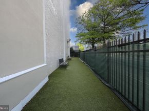 1100 Vine Street 1105, Philadelphia PA 19107
