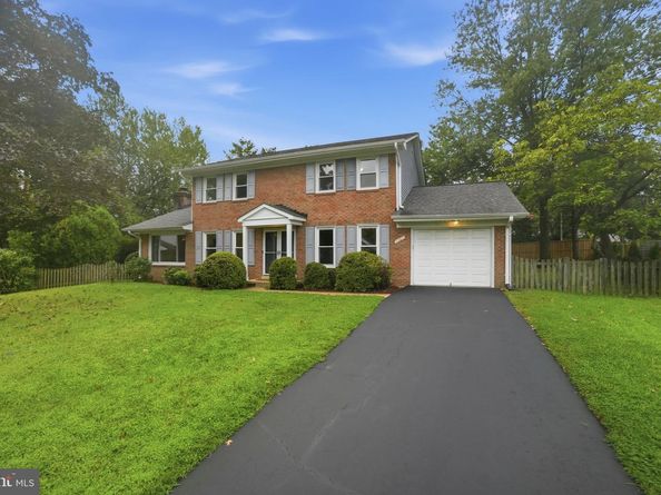 1301 Lopp Court, Herndon VA 20170