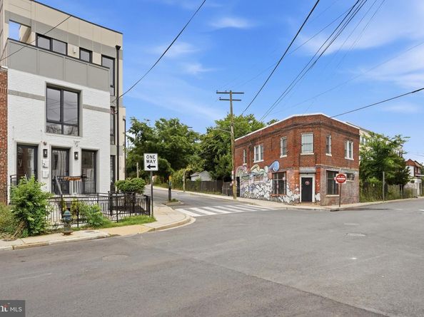 1850 Capitol Avenue NE 2, Washington DC 20002