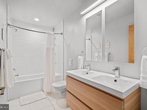 1720 Folsom Street B, Philadelphia PA 19130