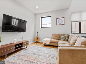 1720 Folsom Street B, Philadelphia PA 19130