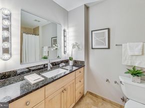 811 4TH Street NW 112, Washington DC 20001