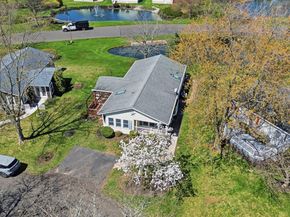 7 Juniper Circle, New Hope PA 18938