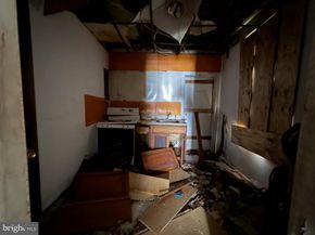 3131 Weymouth Street, Philadelphia PA 19134