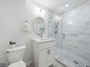 2121 4TH Street NE 1, Washington DC 20002