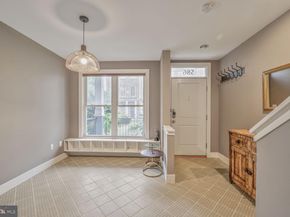 586 Regent Place NE, Washington DC 20017