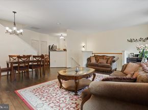 8065 Nicosh Circle Lane 55, Falls Church VA 22042
