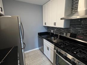 2754 Hollywood Road 202, Falls Church VA 22043