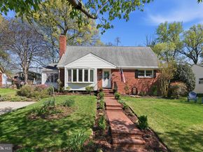 629 Prospect Place, Alexandria VA 22304