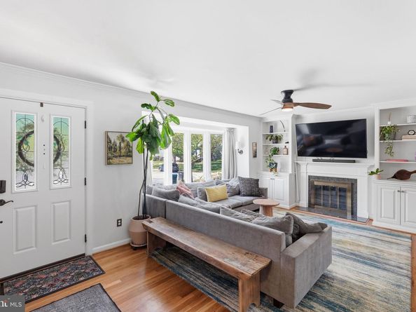 629 Prospect Place, Alexandria VA 22304